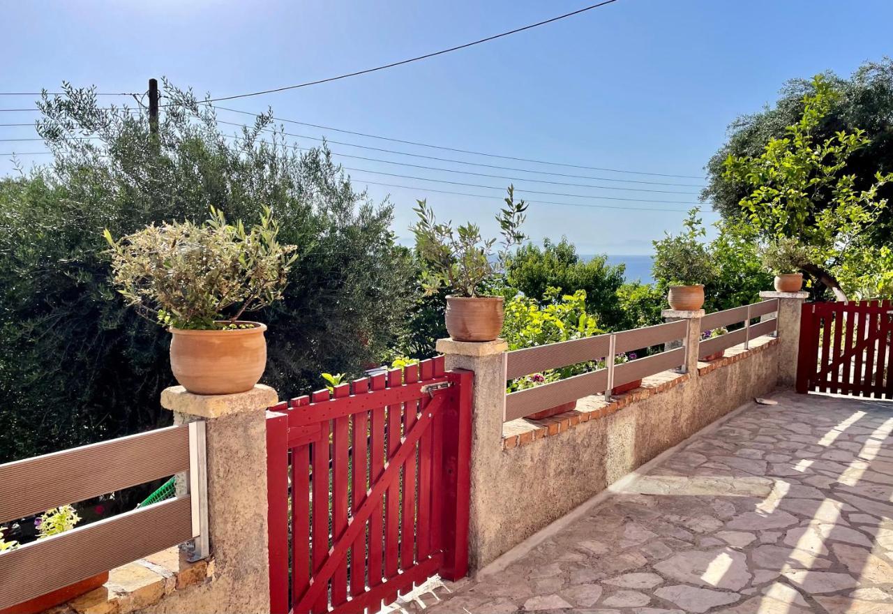 Alesti House With Garden And Private Beach Access Бенитсес Экстерьер фото