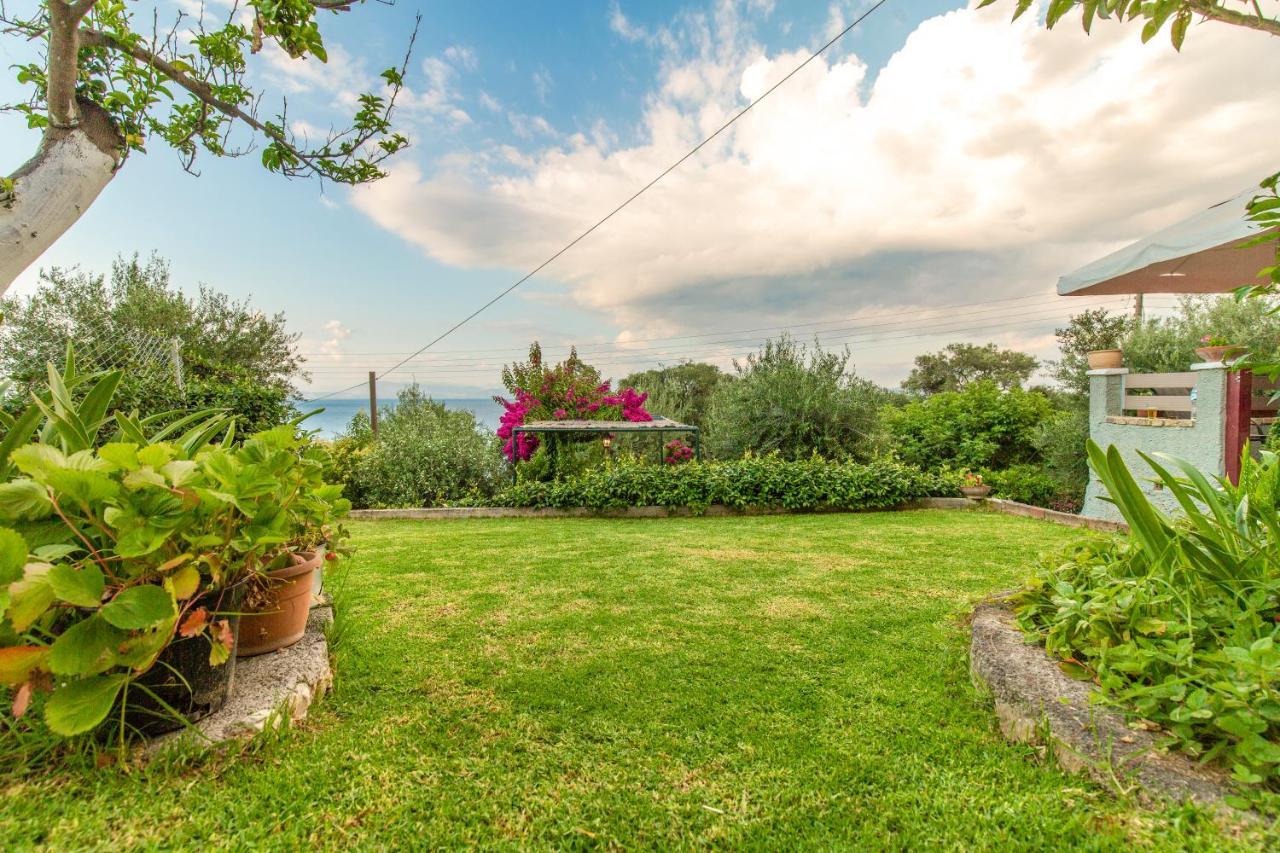 Alesti House With Garden And Private Beach Access Бенитсес Экстерьер фото